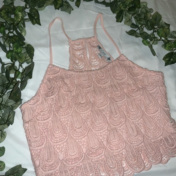 Pink Lace Tank Top - Picture 2 of 6
